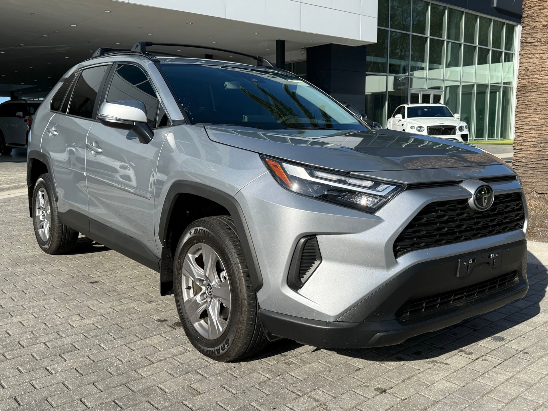 Used 2025 Toyota RAV4 XLE w/ Convenience Package image 9