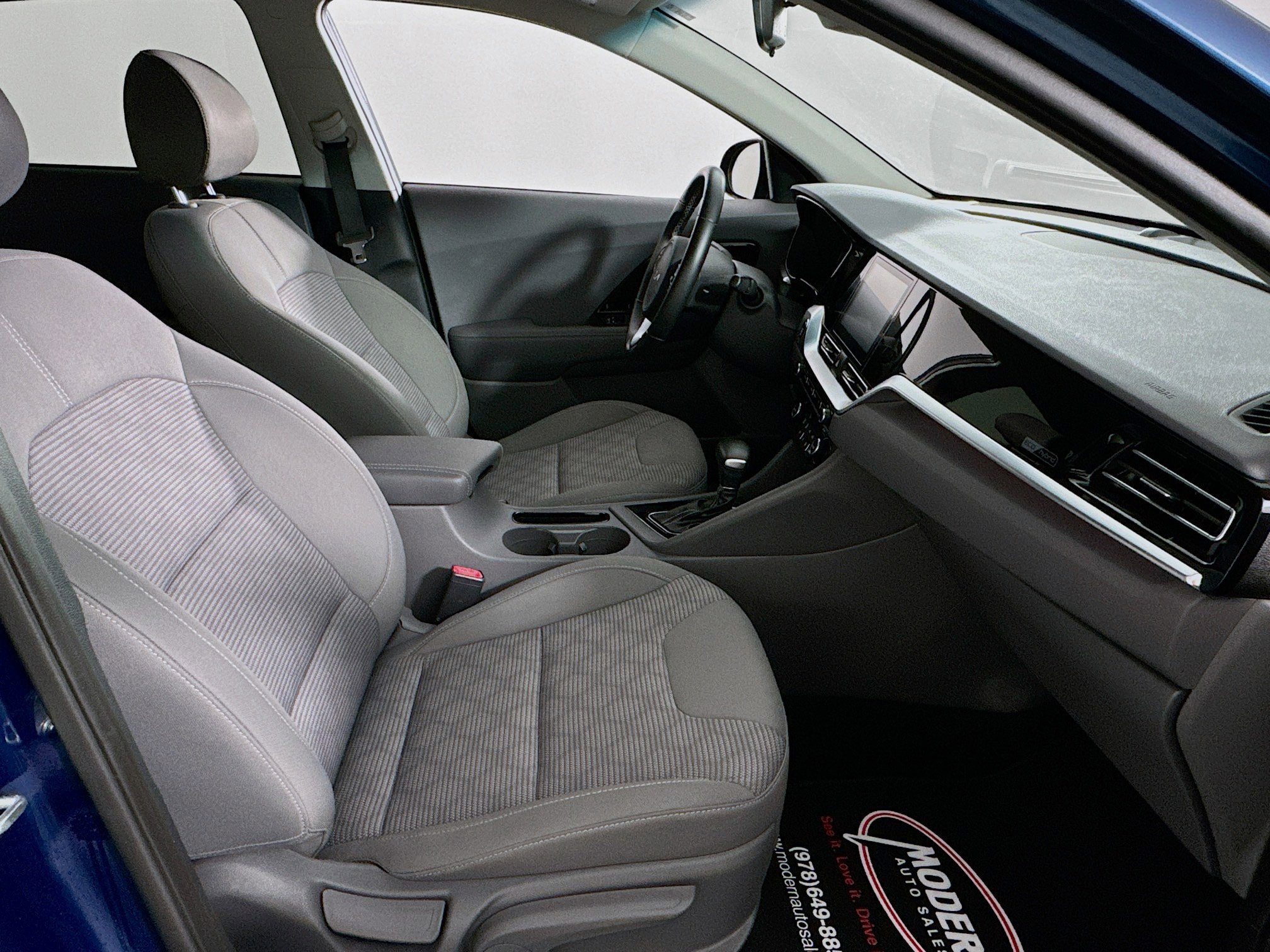 Used 2022 Kia Niro LXS image 34