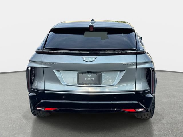 Certified 2024 Cadillac Lyriq Luxury w/ LPO, Floor Liner Package AWD/4WD image 4