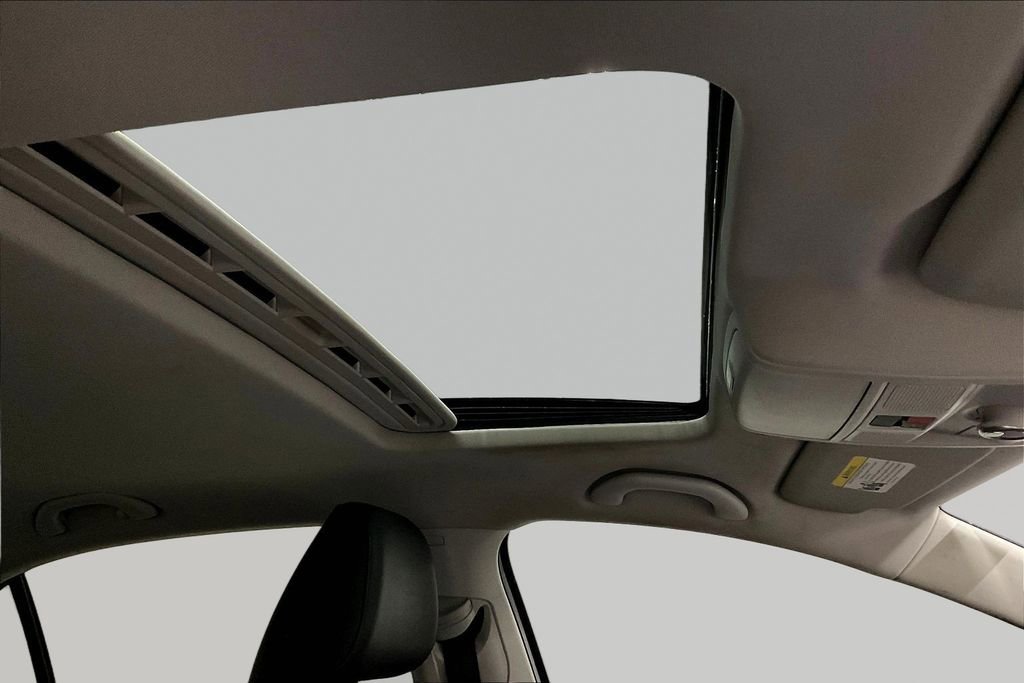 Used 2017 Volkswagen Jetta SE image 28