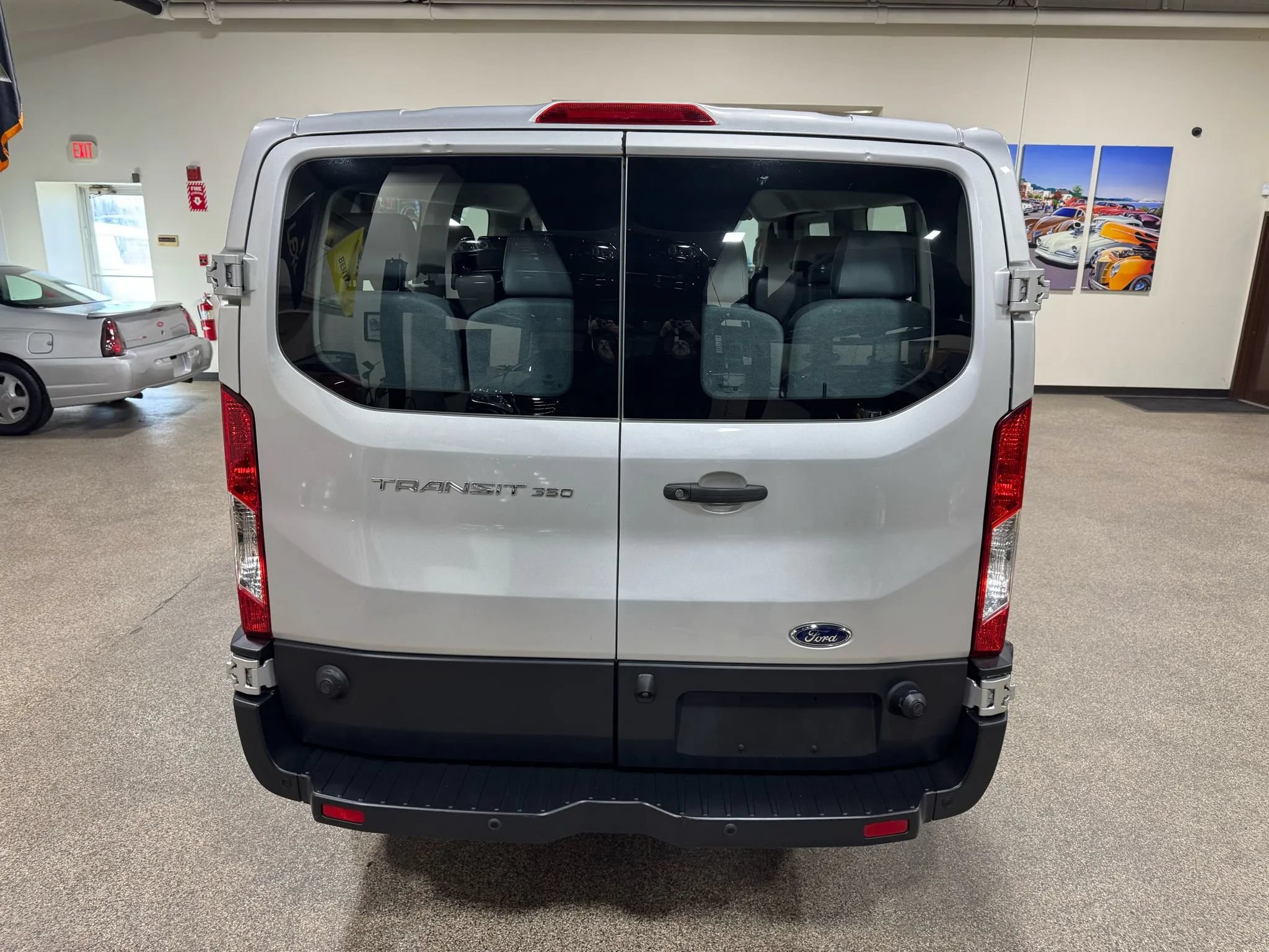 Used 2019 Ford Transit 350 XL RWD image 19