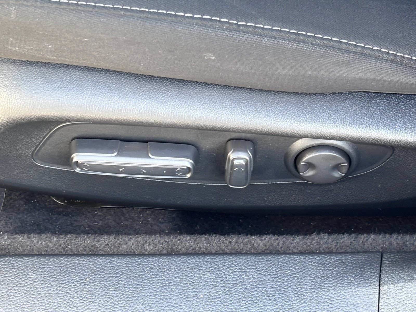 Certified 2024 Honda Accord EX image 18