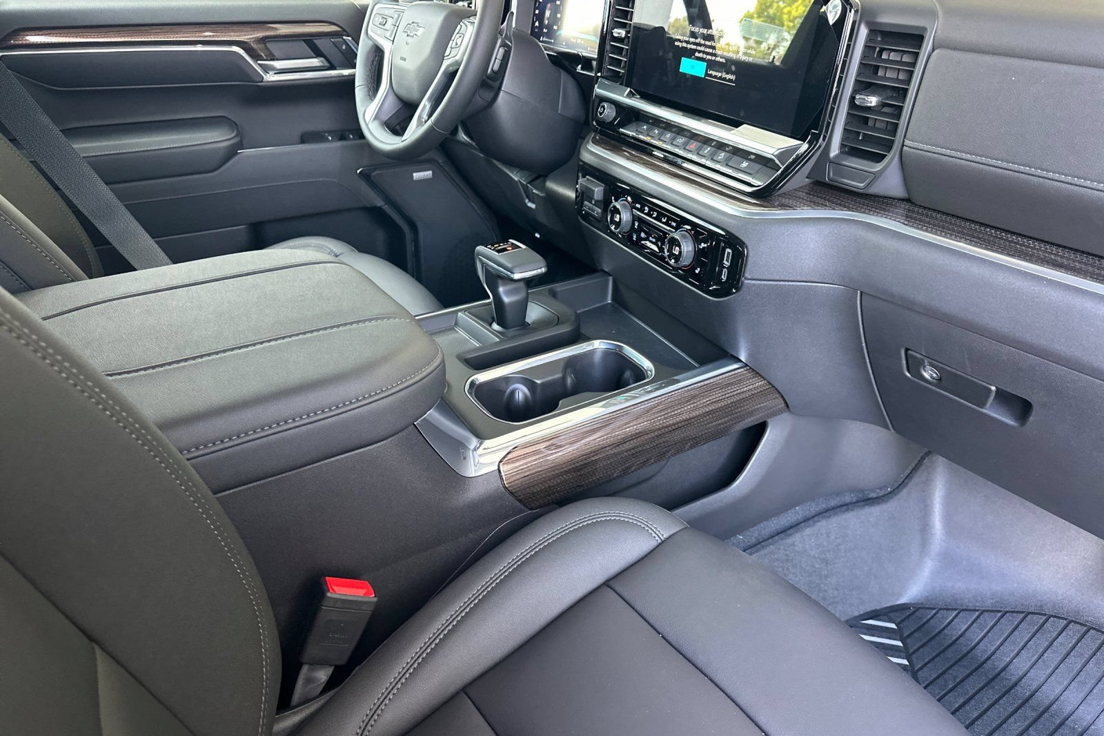 New 2026 Chevrolet Silverado 1500 LT Trail Boss w/ Safety Package AWD/4WD image 16