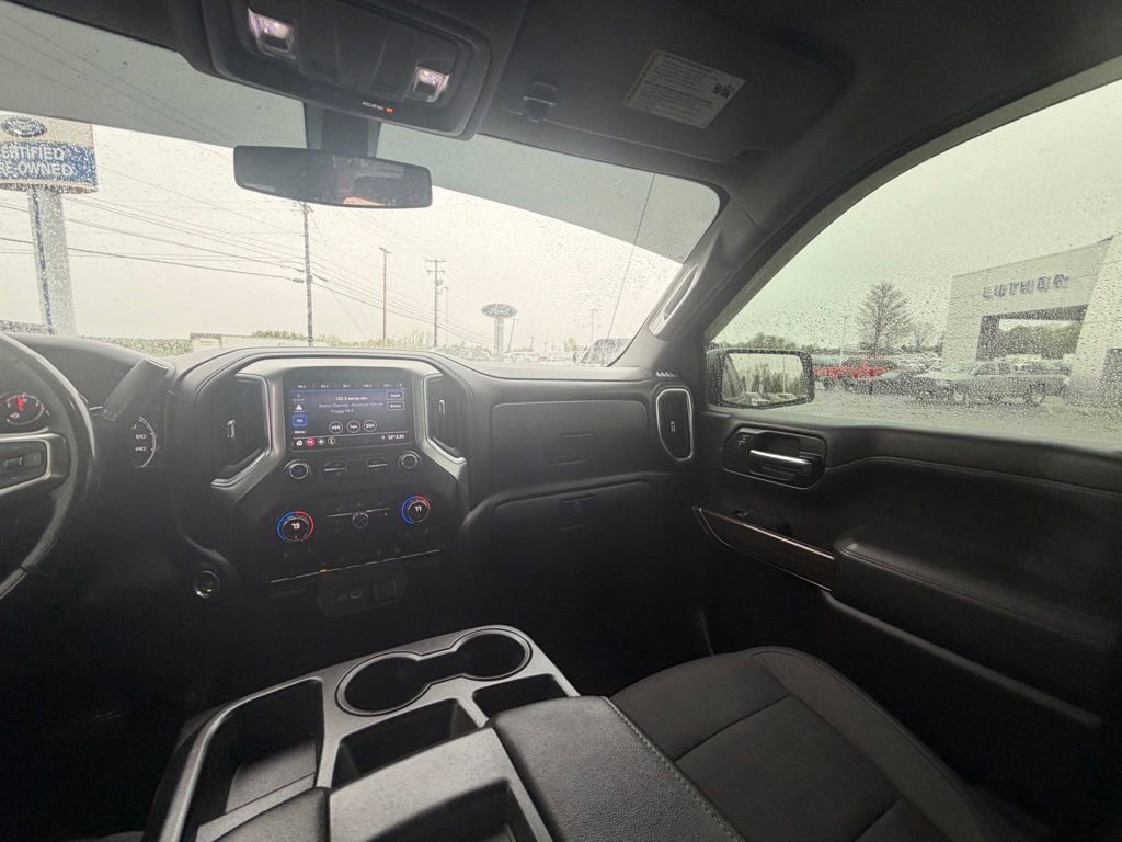 Used 2019 Chevrolet Silverado 1500 RST AWD/4WD image 15