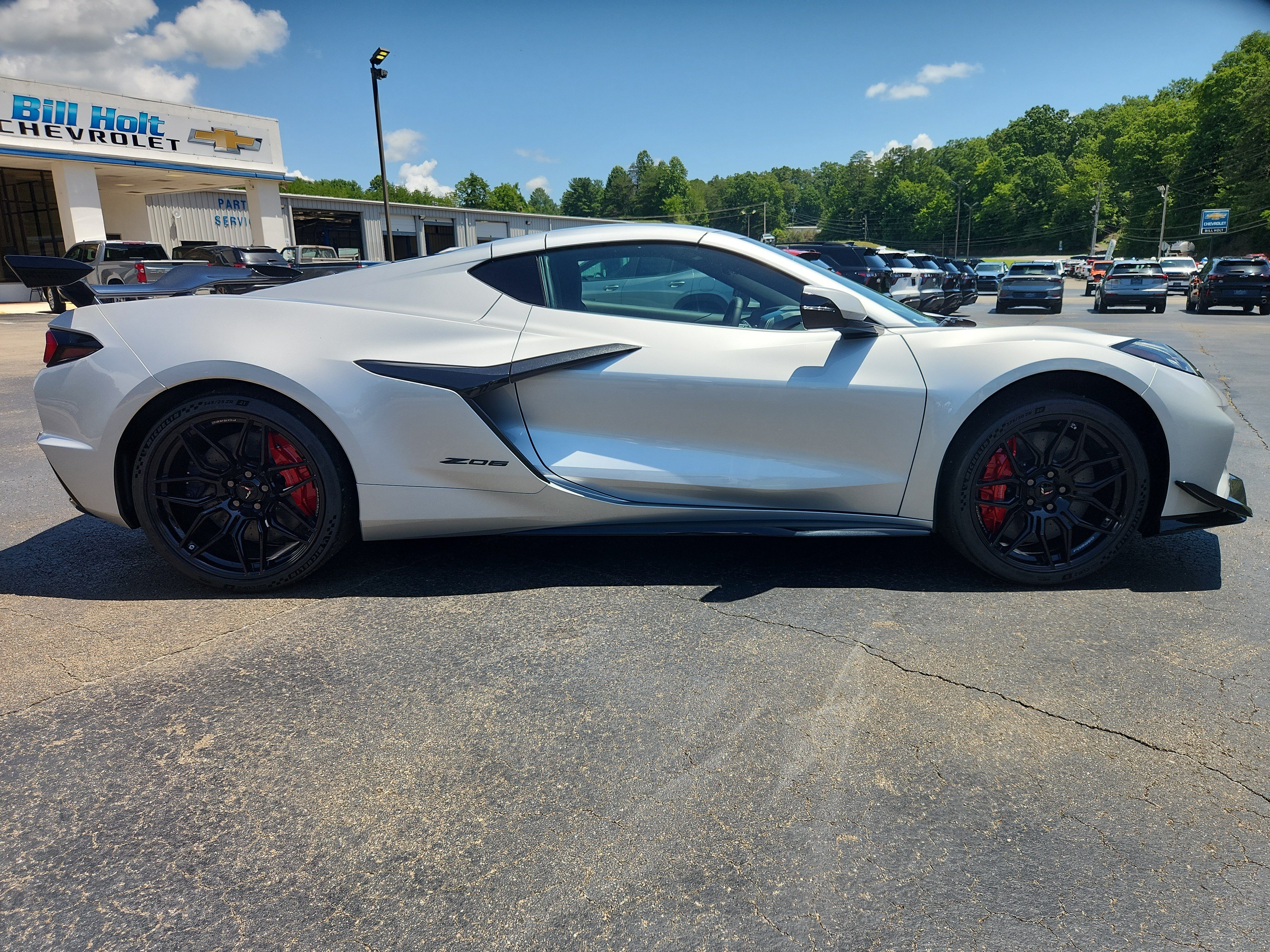 New 2027 Chevrolet Corvette Z06 w/ Z07 Performance Package RWD image 3
