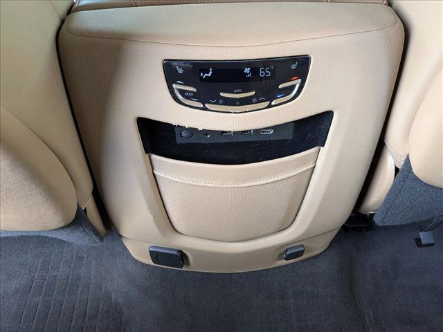 Used 2020 Cadillac Escalade Platinum image 18