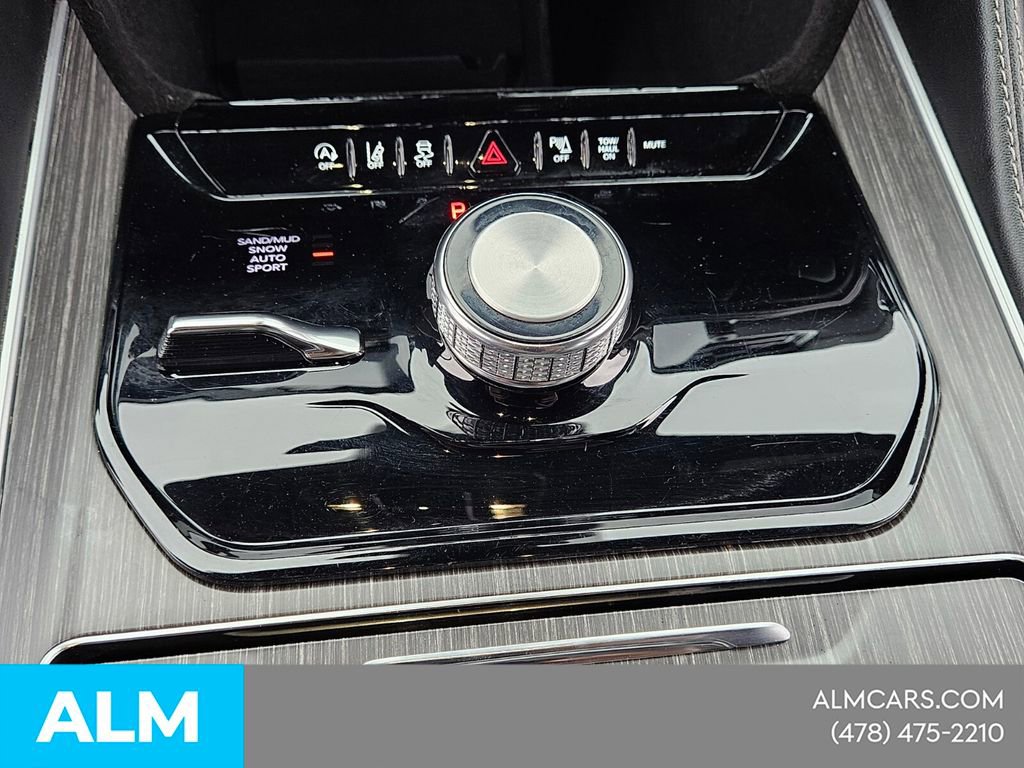 Used 2023 Jeep Wagoneer Series II AWD/4WD image 23