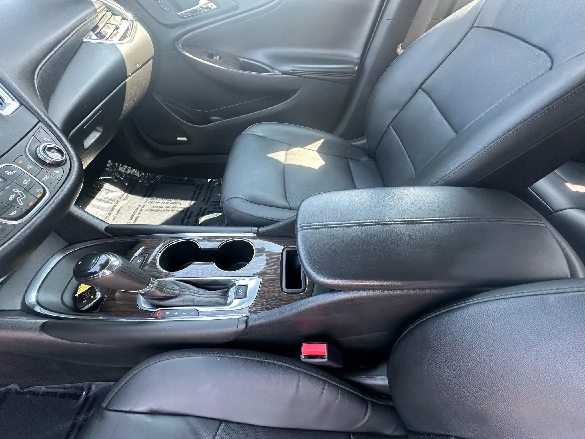 Used 2017 Chevrolet Malibu Premier w/ Premier Sun and Wheel Package image 18