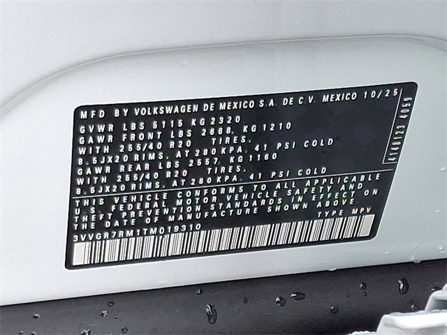 New 2026 Volkswagen Tiguan SE R-Line image 11