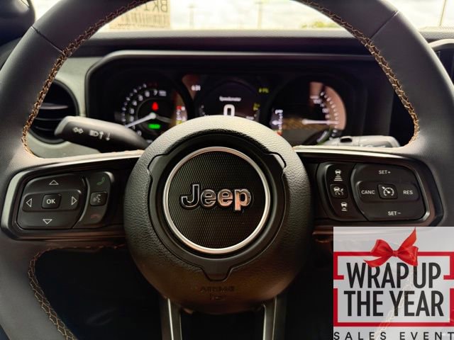 Used 2024 Jeep Wrangler Unlimited w/ Convenience Group image 16