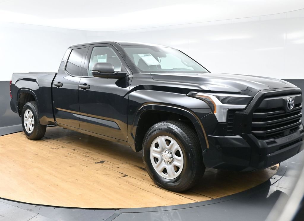 Used 2022 Toyota Tundra SR w/ SR Tow Package RWD image 3