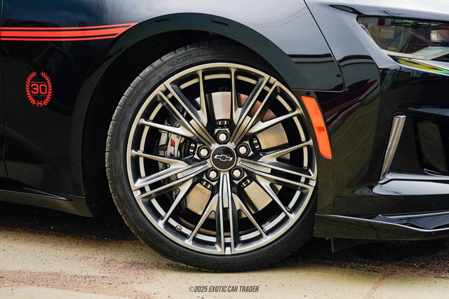Used 2022 Chevrolet Camaro ZL1 RWD image 45