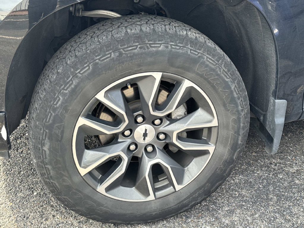 Used 2022 Chevrolet Silverado 1500 RST AWD/4WD image 8