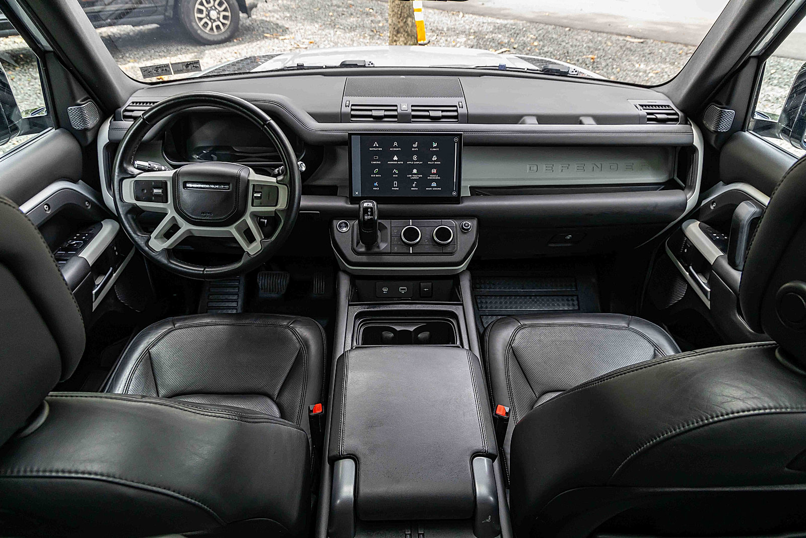 Used 2022 Land Rover Defender 110 XS Edition AWD/4WD image 22