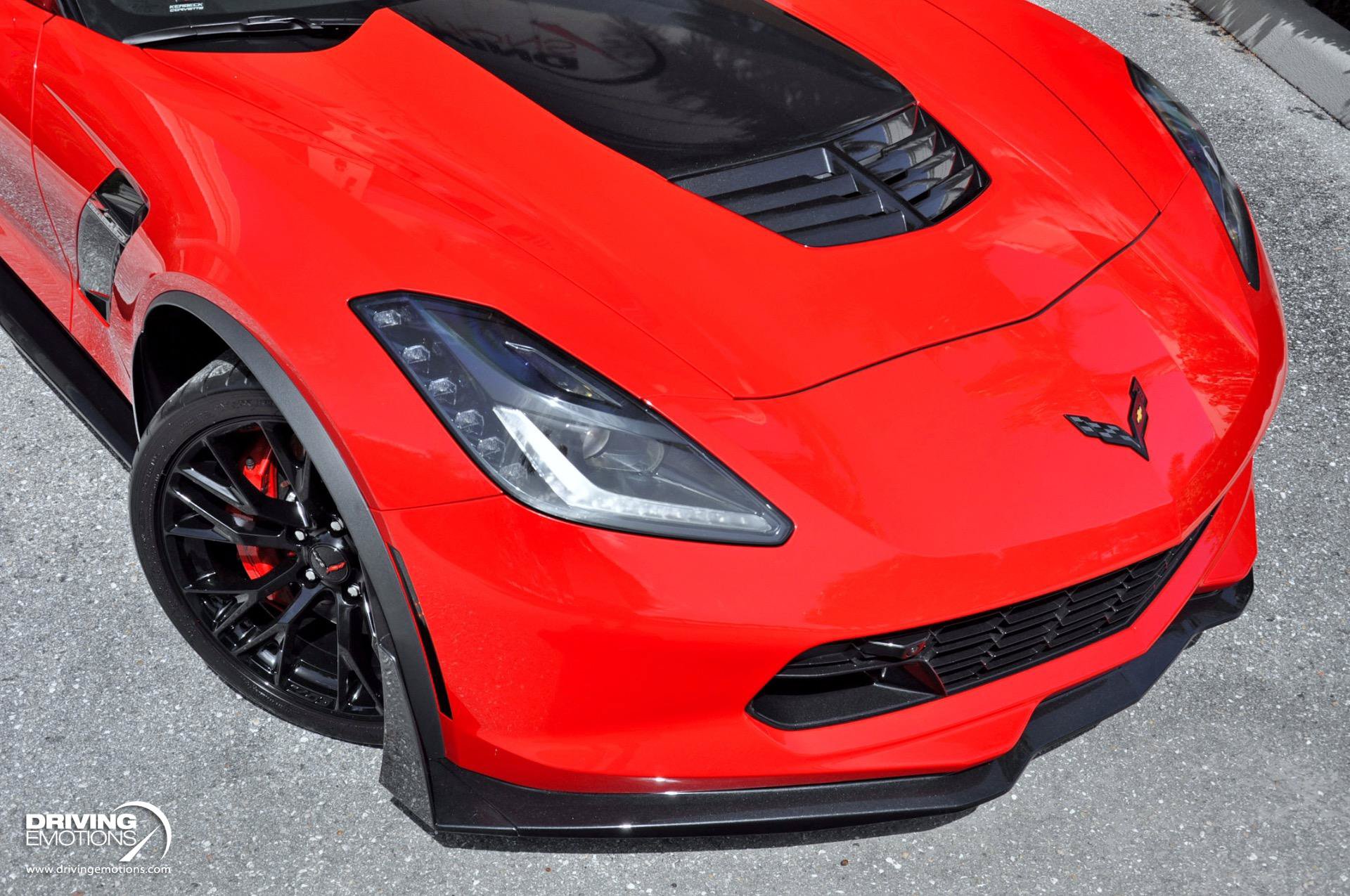 Used 2019 Chevrolet Corvette Z06 RWD image 6