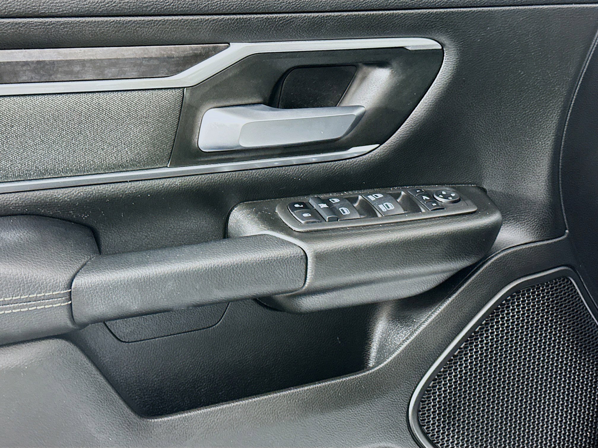 Used 2022 RAM 1500 Big Horn RWD image 15