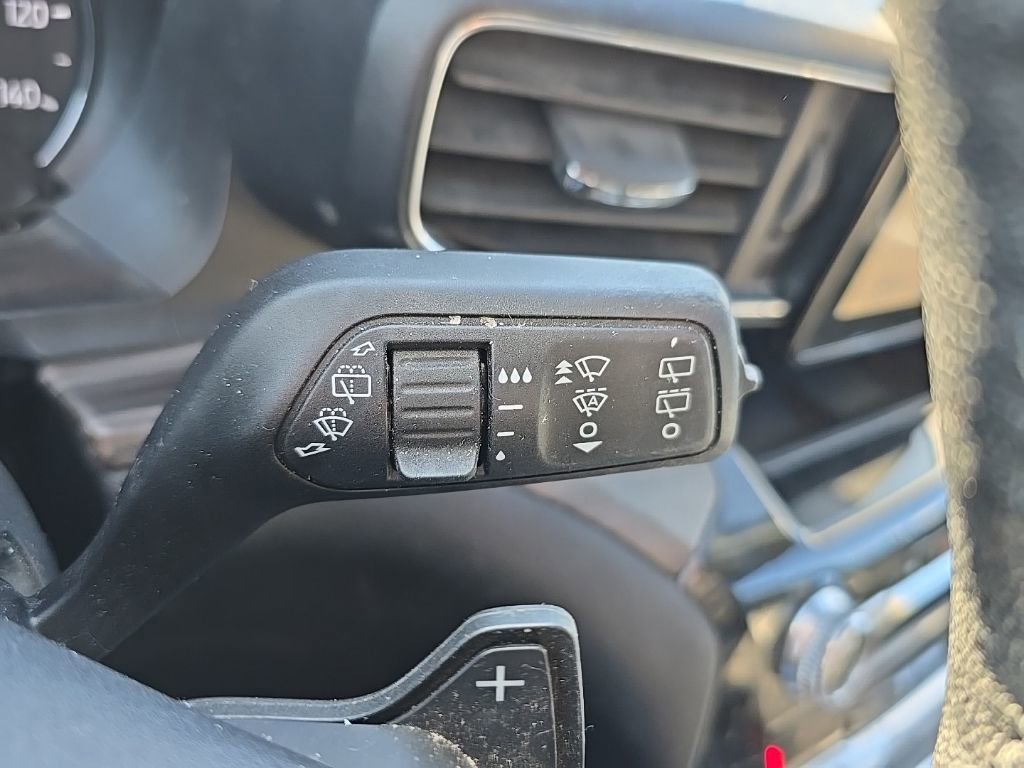 Used 2021 Ford Explorer Limited w/ Equipment Group 301A image 25