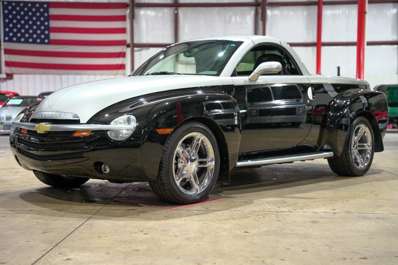 Used 2005 Chevrolet SSR w/ Preferred Equipment Group
