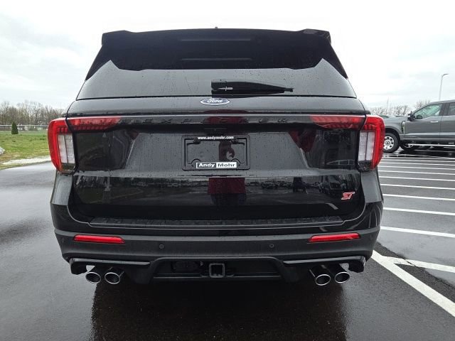Used 2025 Ford Explorer ST w/ Sun And Sound Package image 9