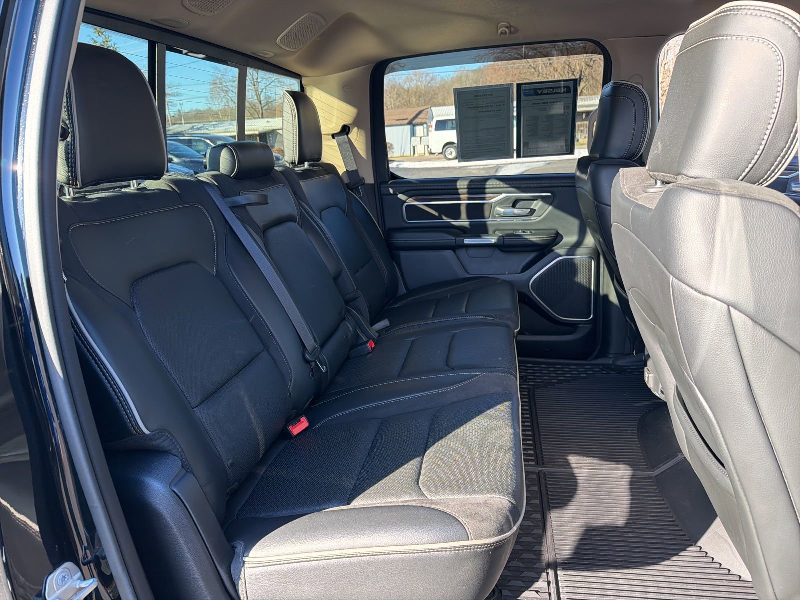 Used 2019 RAM 1500 Laramie image 27