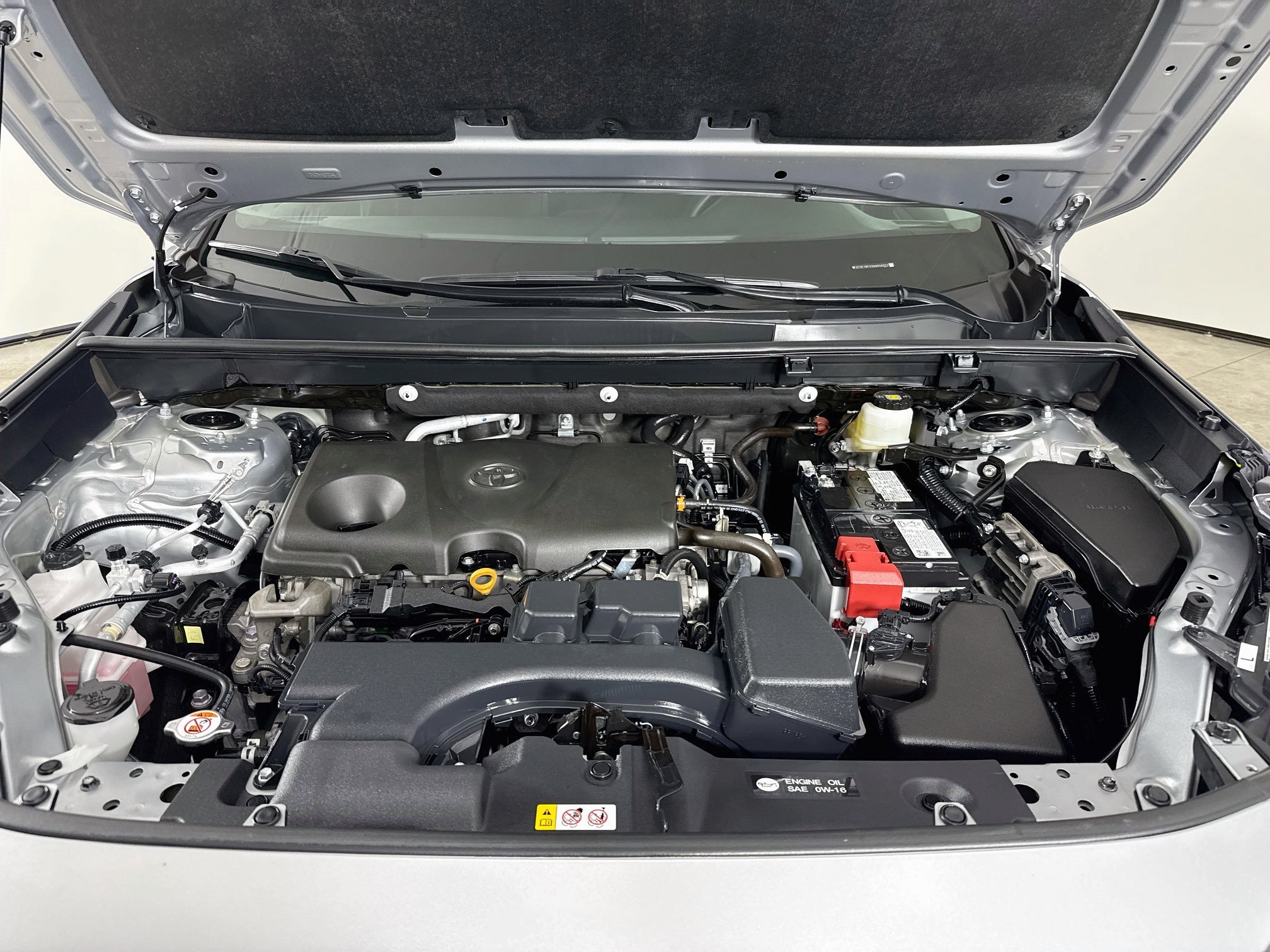 Certified 2025 Toyota RAV4 LE AWD/4WD image 30