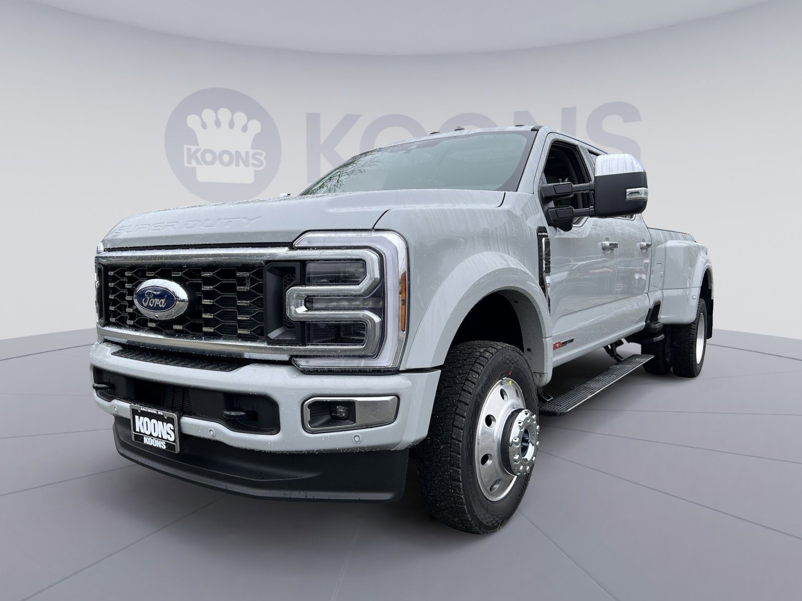 New 2026 Ford F450 Platinum AWD/4WD image 1