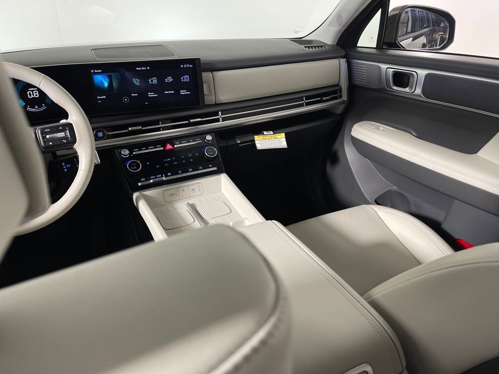 Certified 2025 Hyundai Santa Fe SEL AWD/4WD image 17