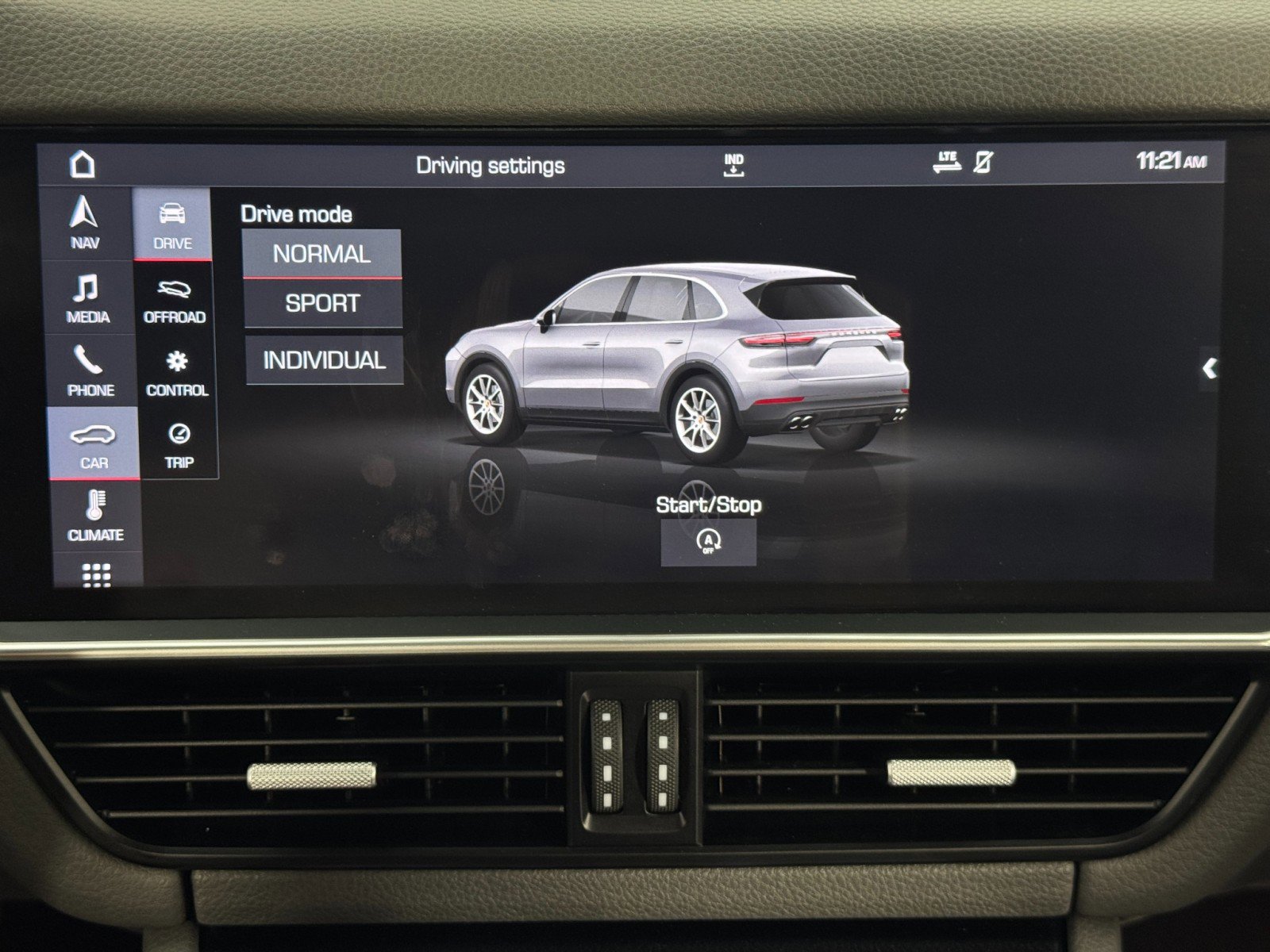 Used 2019 Porsche Cayenne image 26