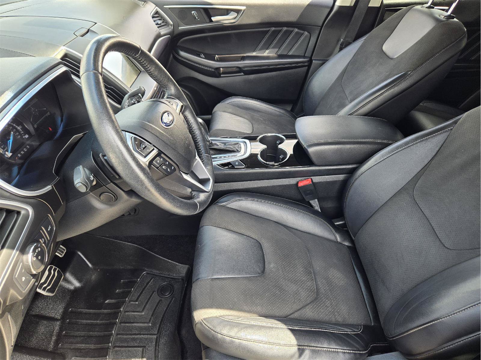 Used 2016 Ford Edge Sport w/ Equipment Group 401A AWD/4WD image 13