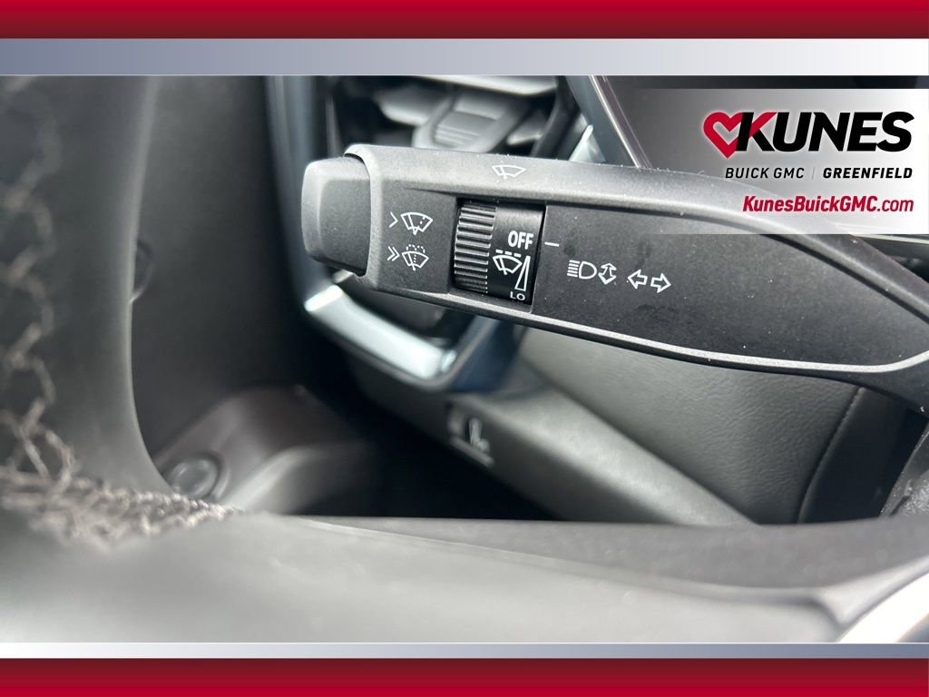 New 2026 GMC Canyon Elevation w/ Convenience Package image 32