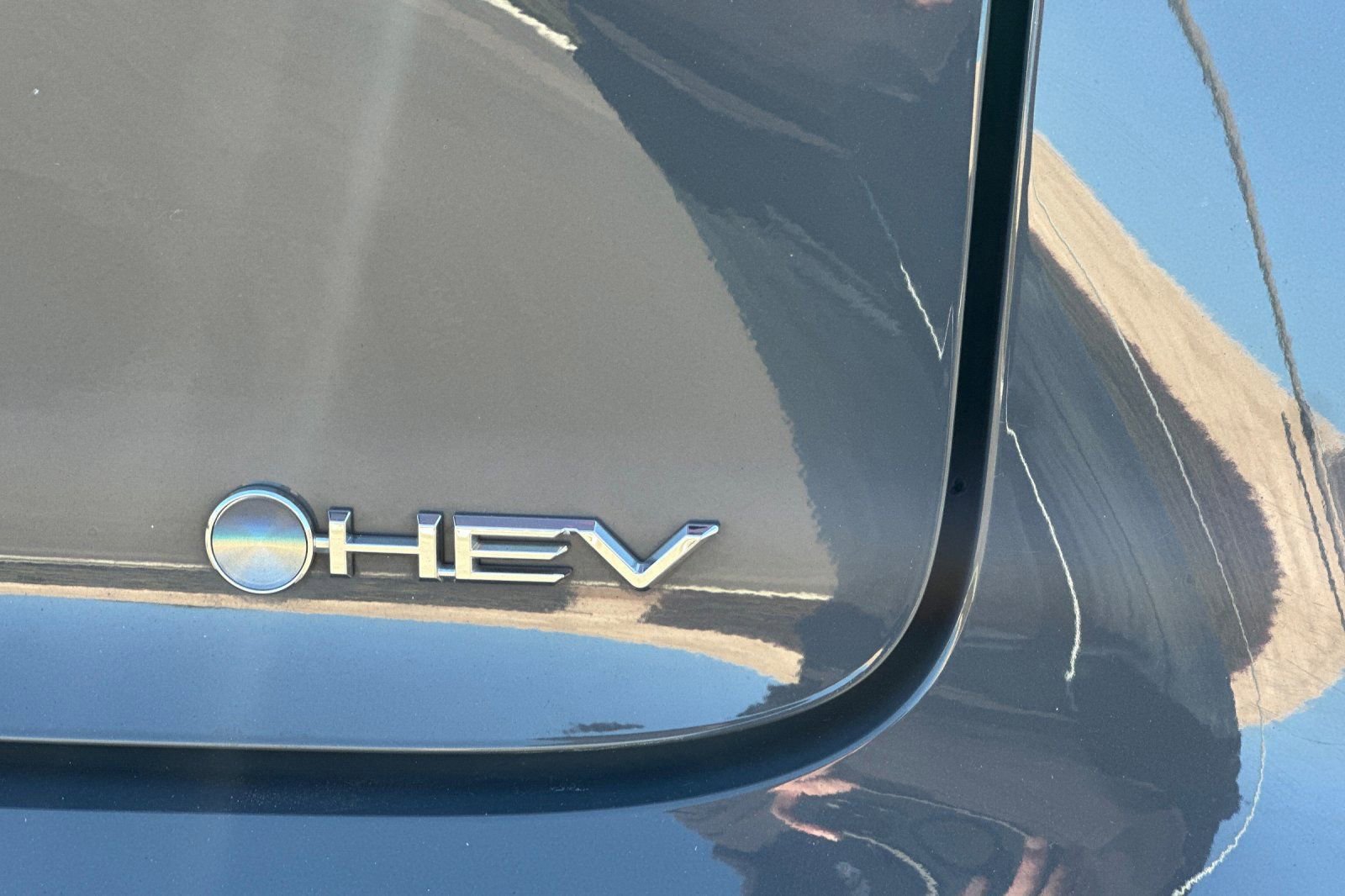 Used 2025 Toyota Prius LE image 28