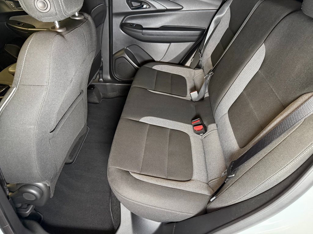 Used 2025 Chevrolet TrailBlazer LS w/ LS Convenience Package image 20