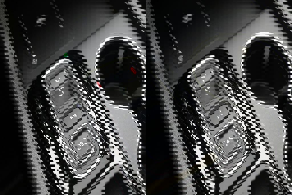 Used 2025 Honda Pilot Touring image 25