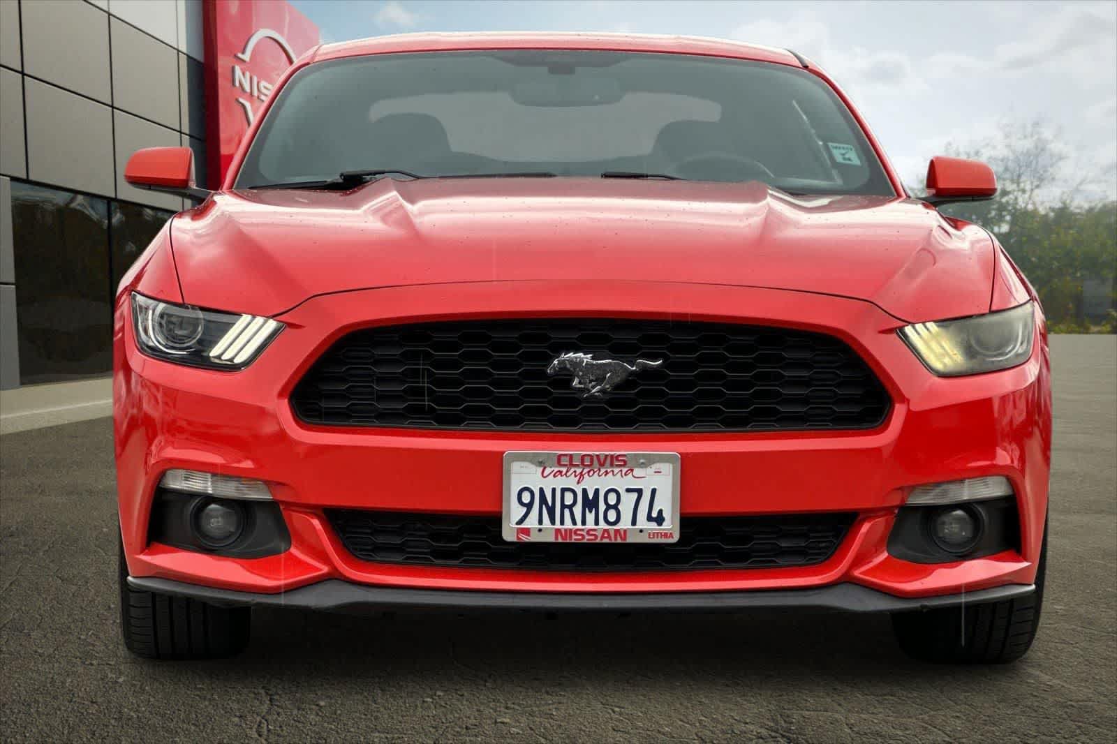 Used 2016 Ford Mustang Coupe RWD image 10