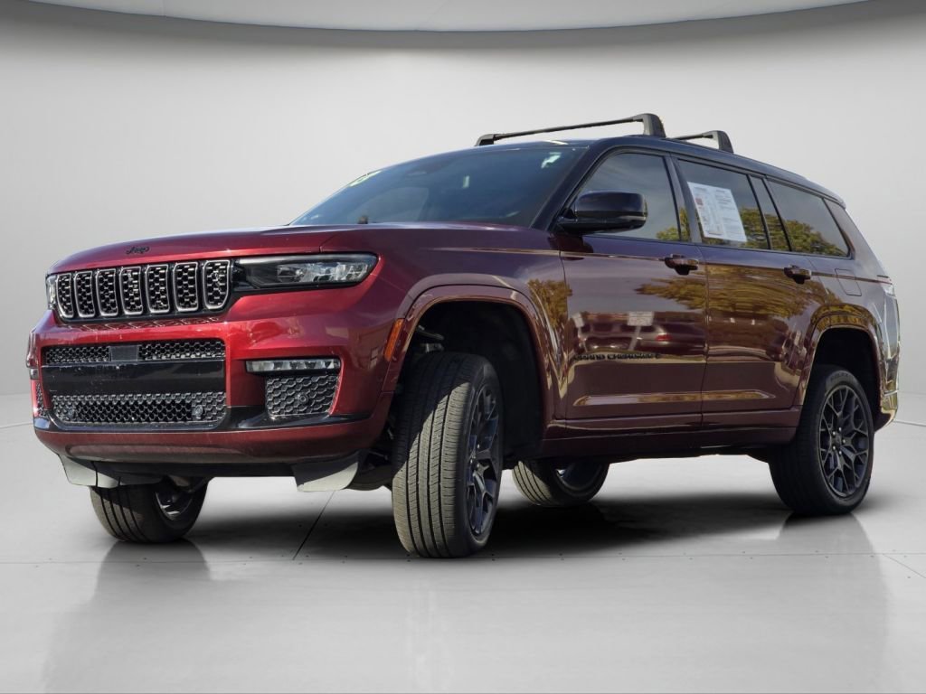 Used 2023 Jeep Grand Cherokee L Summit image 4
