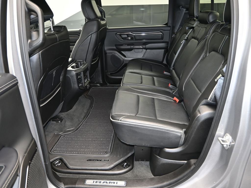 Used 2024 RAM 1500 Limited image 12