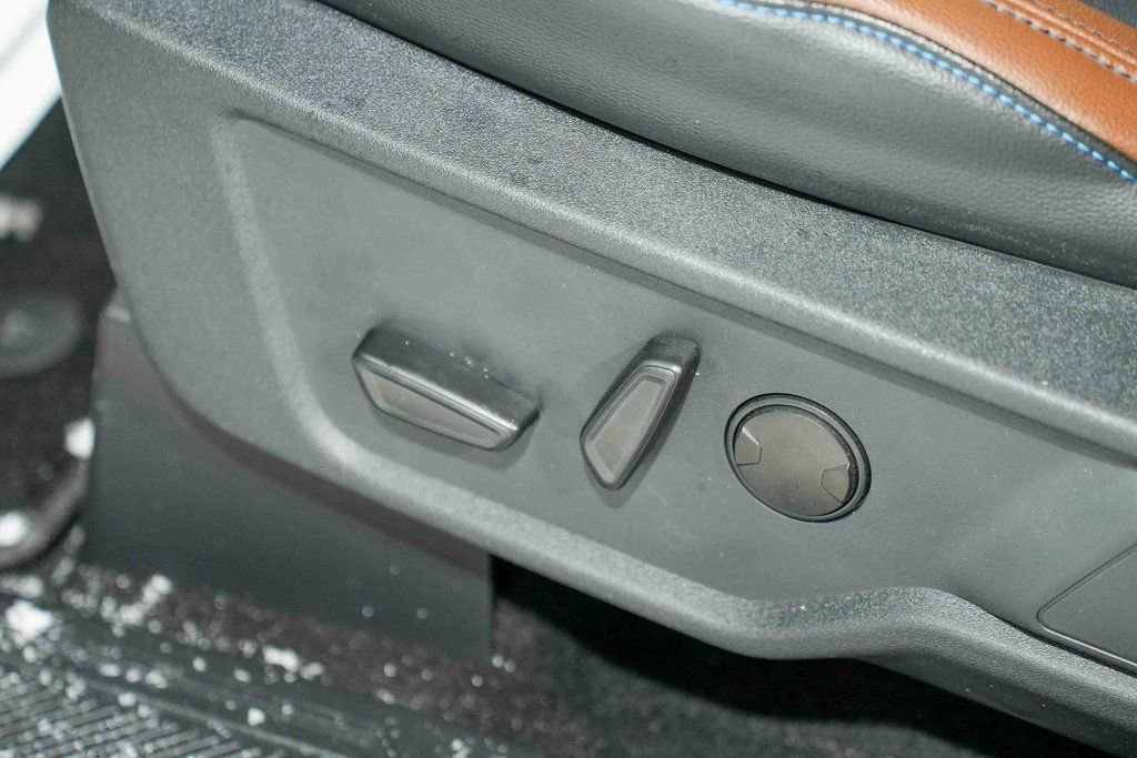 Used 2024 Ford Bronco Outer Banks w/ Sasquatch Package image 24