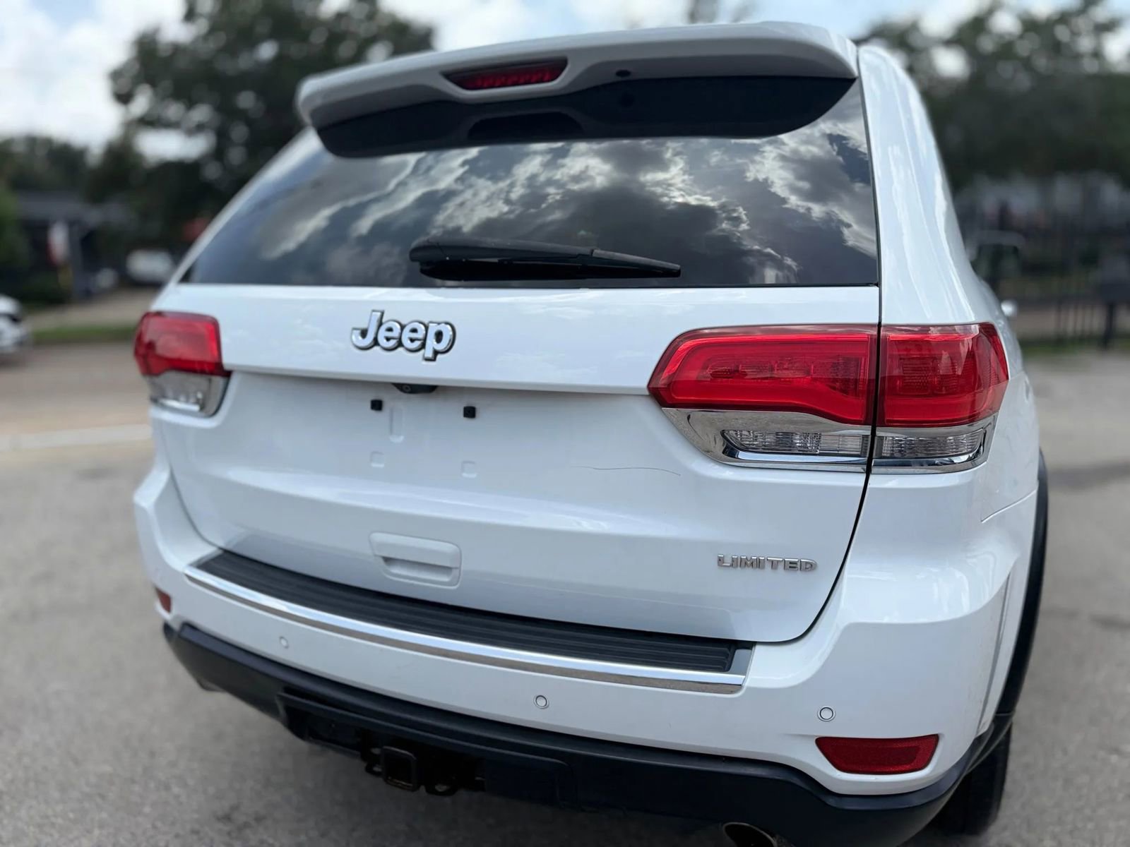 Used 2016 Jeep Grand Cherokee Limited w/ Trailer Tow Group IV RWD image 29
