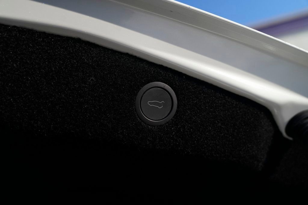 Used 2026 Tesla Model 3 Long Range image 16