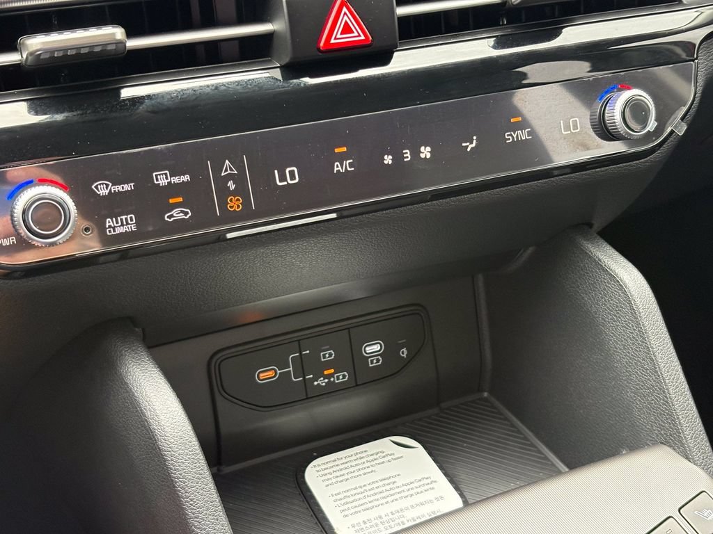 New 2026 Kia Sportage SX FWD image 23