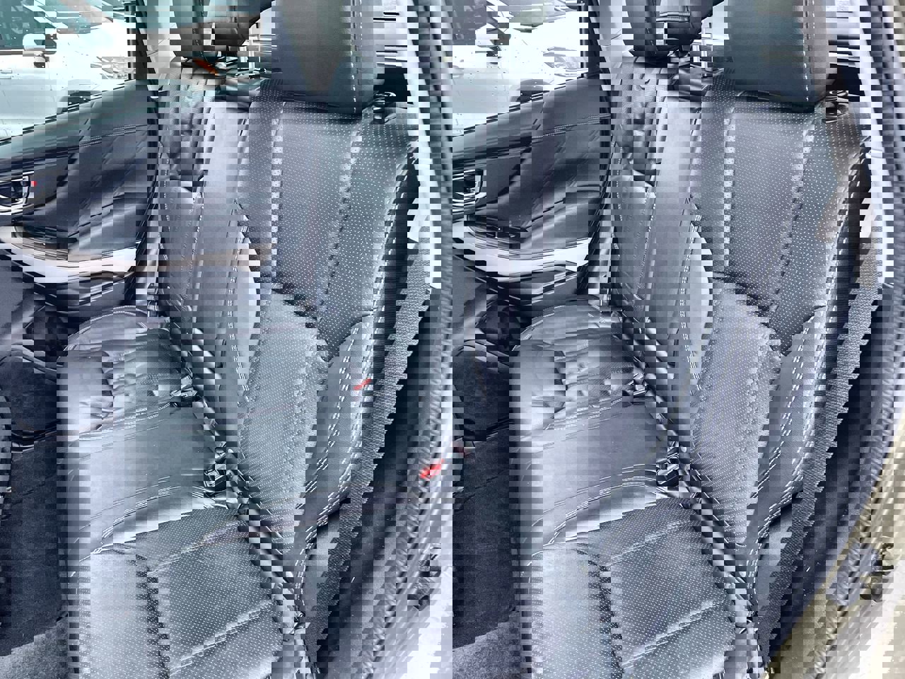 Used 2022 Subaru Forester Limited image 22