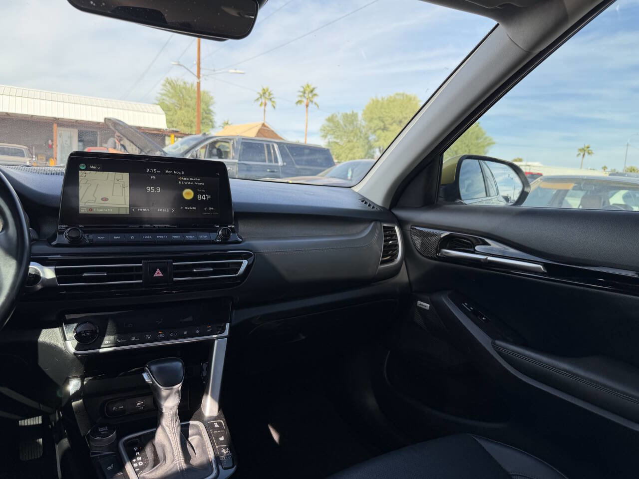Used 2021 Kia Seltos SX w/ SX Sunroof Package image 25