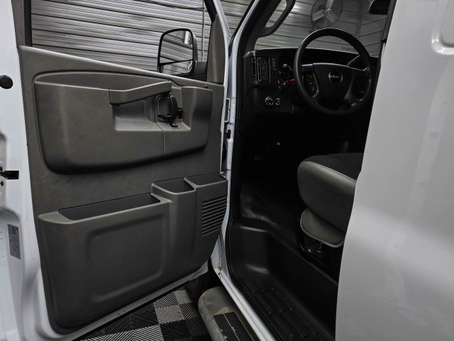 Used 2021 GMC Savana 2500 w/ Driver Convenience Package RWD image 26