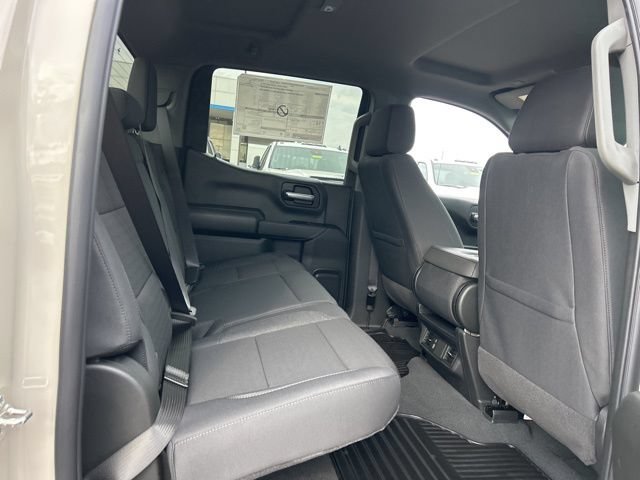 New 2026 Chevrolet Silverado 1500 Custom Trail Boss w/ LPO, Dark Essentials Package AWD/4WD image 32
