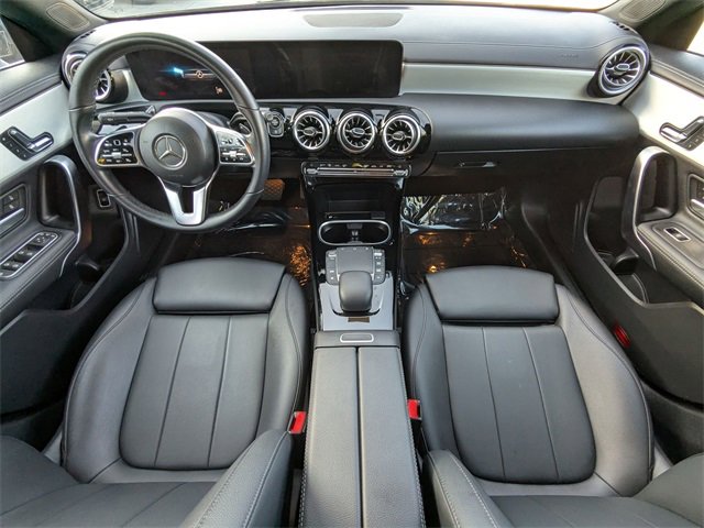 Used 2023 Mercedes-Benz CLA 250 image 27