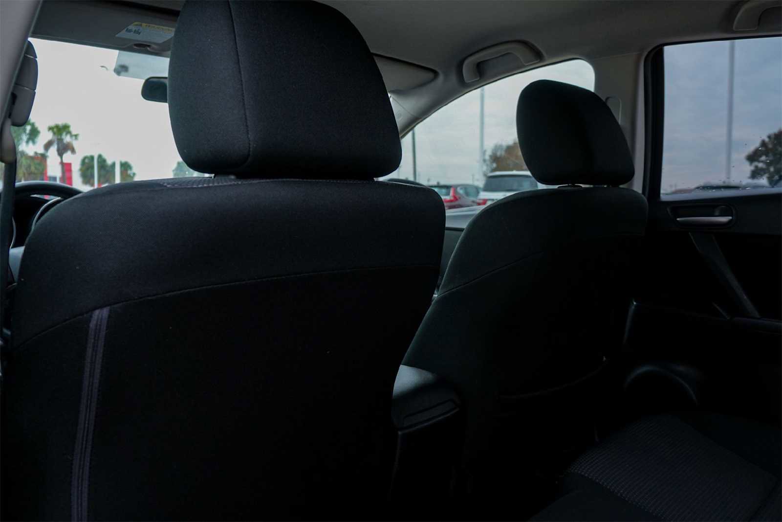 Used 2012 MAZDA MAZDA3 i Touring image 12