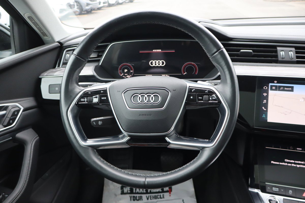 Used 2021 Audi e-tron Premium image 13