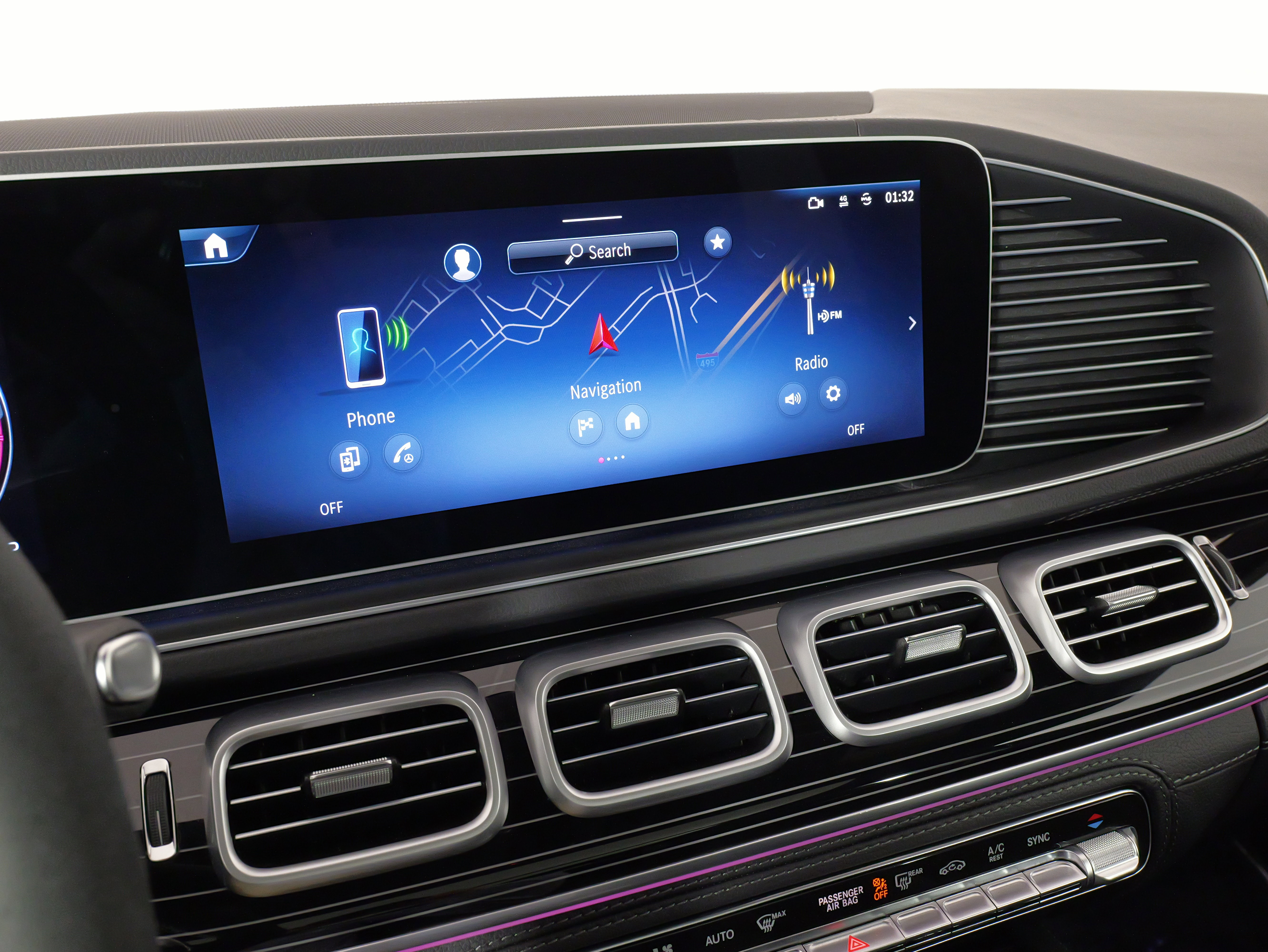 Used 2025 Mercedes-Benz GLE 53 AMG 4MATIC w/ Acoustic Comfort Package image 43