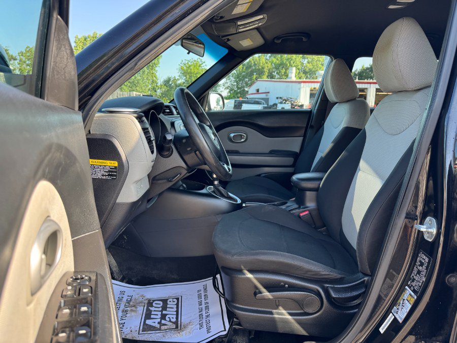 Used 2014 Kia Soul FWD image 15