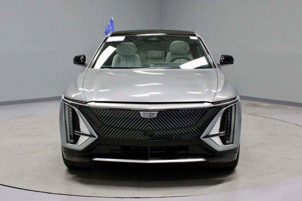 Used 2024 Cadillac Lyriq Luxury image 5